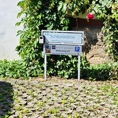 Dm & - Brueckenstr 27 *