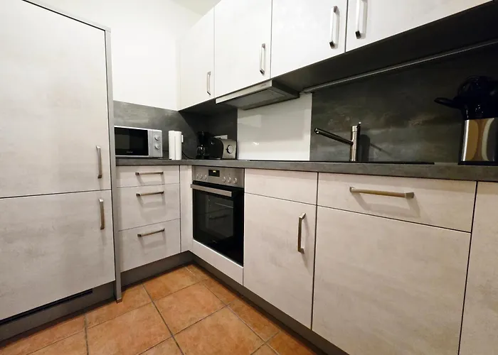 Dm & - Brueckenstr 27